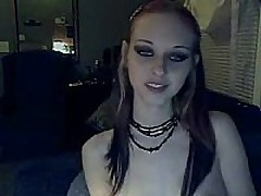 Liz Vicious on webcam